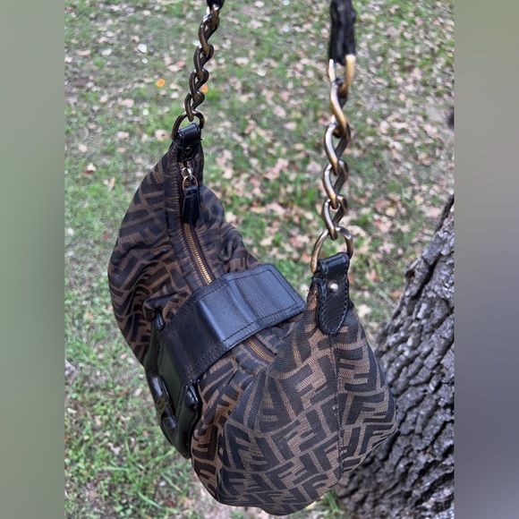 🖤 FENDI Zucca Borsa B Hobo Bag Made In ITALY Authentic! - Picture 11 of 16